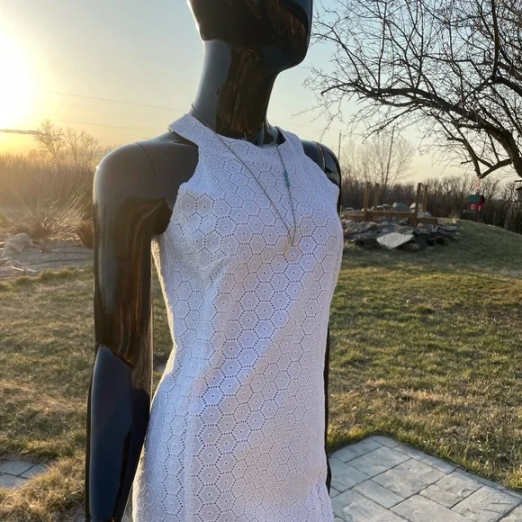 Necklace - Picture 2 of 3